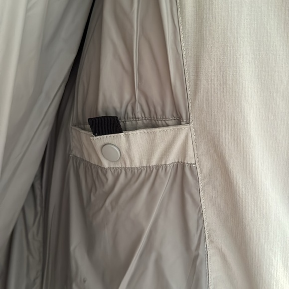 Beige/Grey Zara Puffer Jacket in Size L - Picture 5 of 6